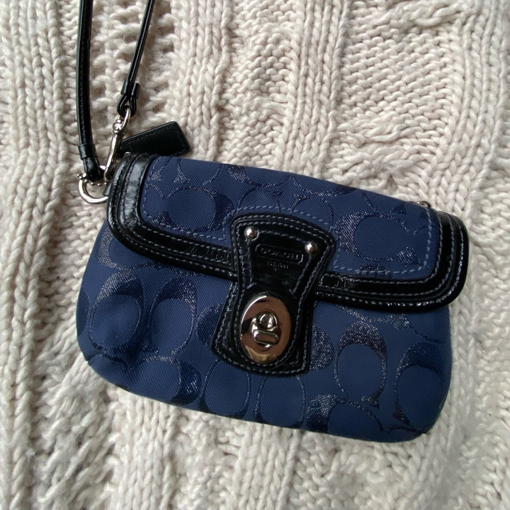 Coach Blue ‘C’ Small Wristlet